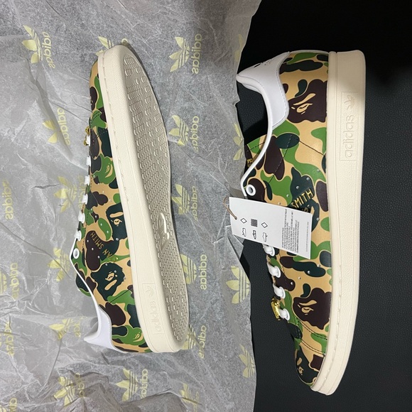Bape x Adidas sneakers Size: 10M 10/10 $220 - Picture 5 of 7